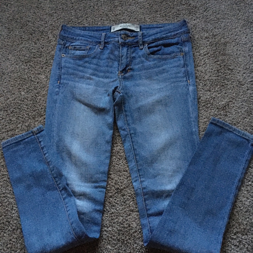 Abercrombie & Fitch Denim Skinny Jeans 26W 29L 2S
